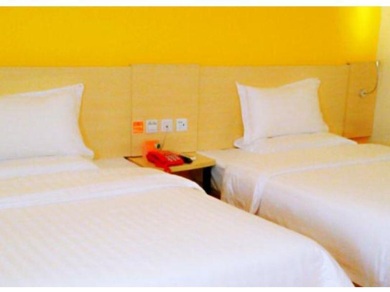 7Days Inn Chengdu Shuangliu Airport Taqiao Road Exteriör bild